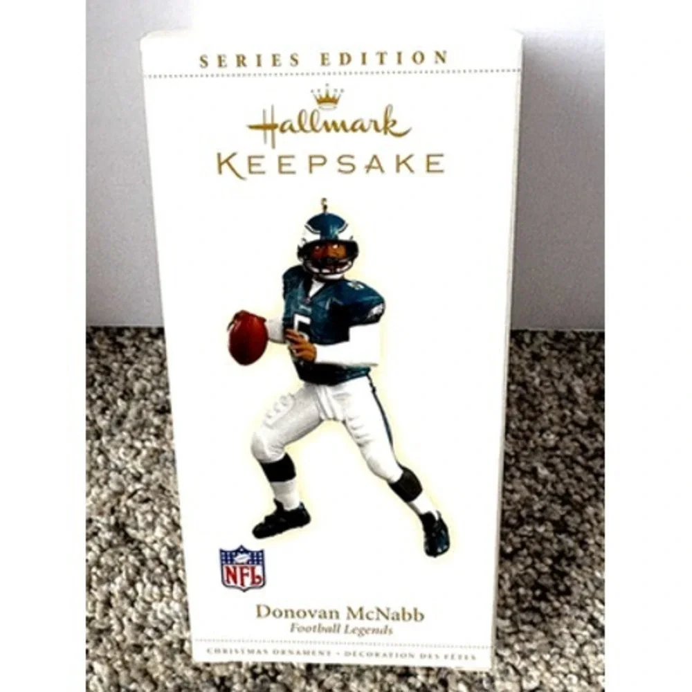 Donovan McNabb Philadelphia Eagles Christmas Ornament 2006 Hallmark Keepsake #12